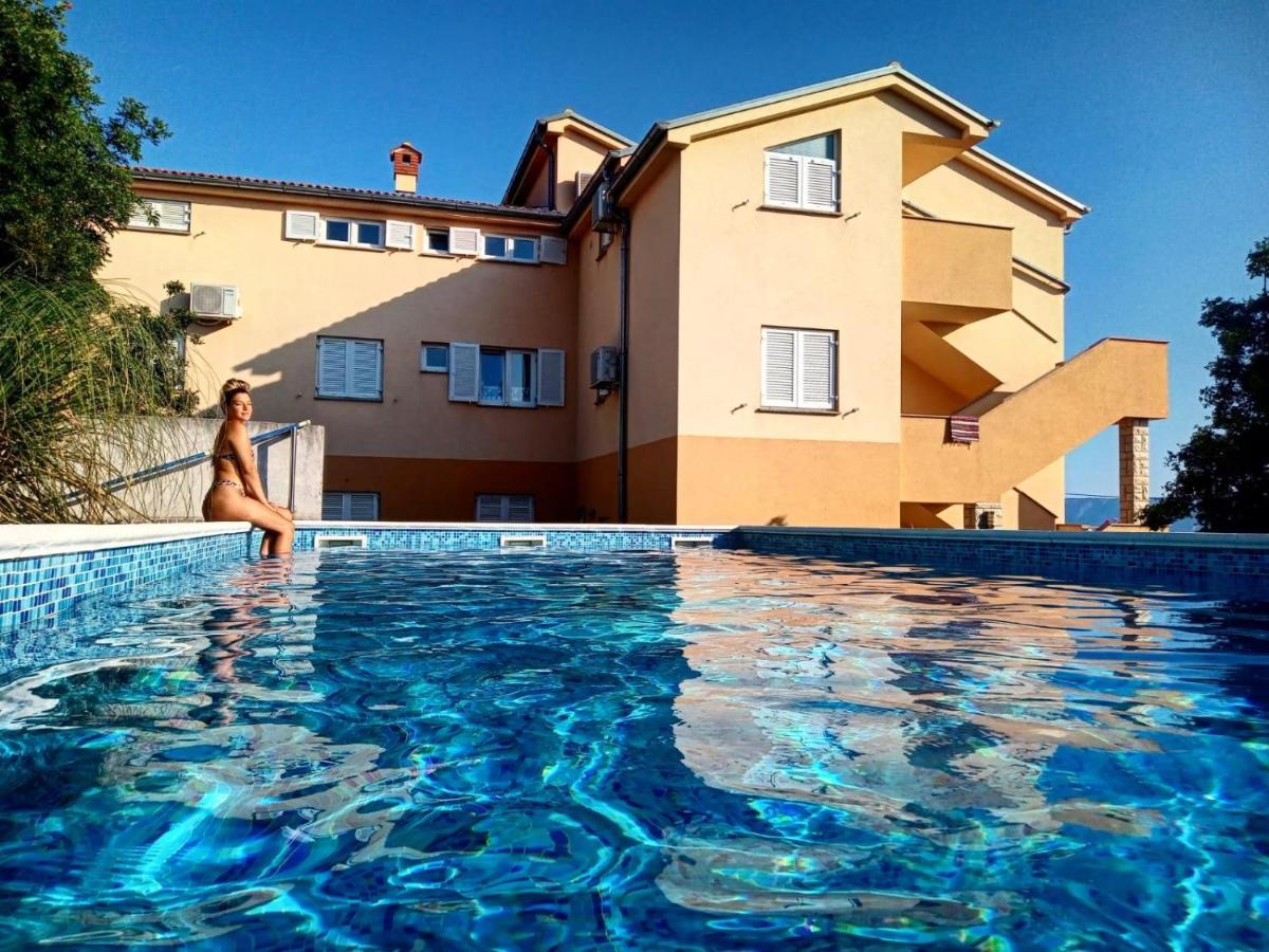 Apartmani Jaric Novi Vinodolski Extérieur photo