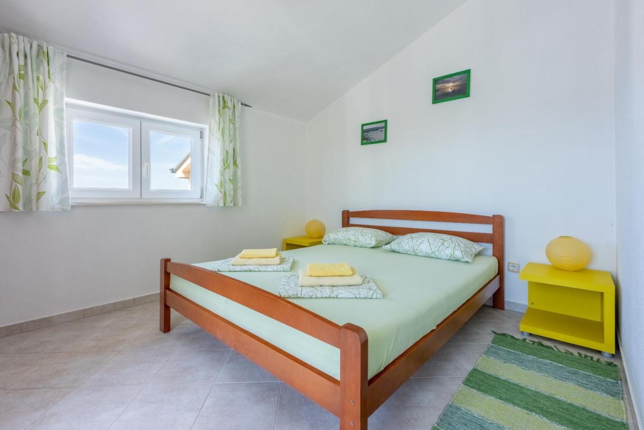 Apartmani Jaric Novi Vinodolski Extérieur photo