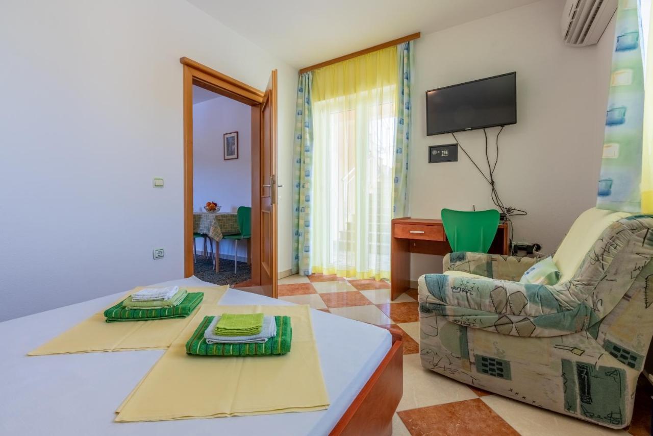 Apartmani Jaric Novi Vinodolski Extérieur photo