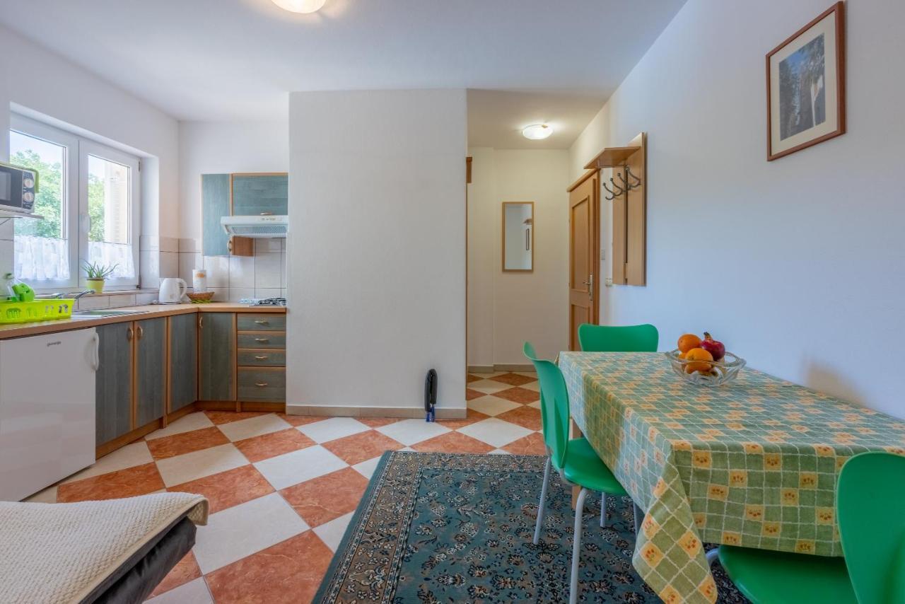 Apartmani Jaric Novi Vinodolski Extérieur photo