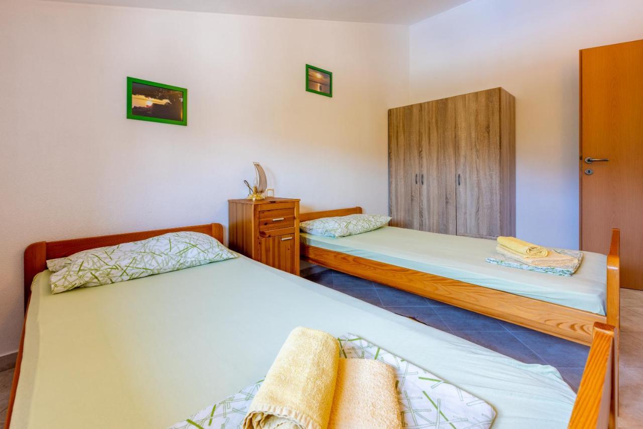 Apartmani Jaric Novi Vinodolski Extérieur photo