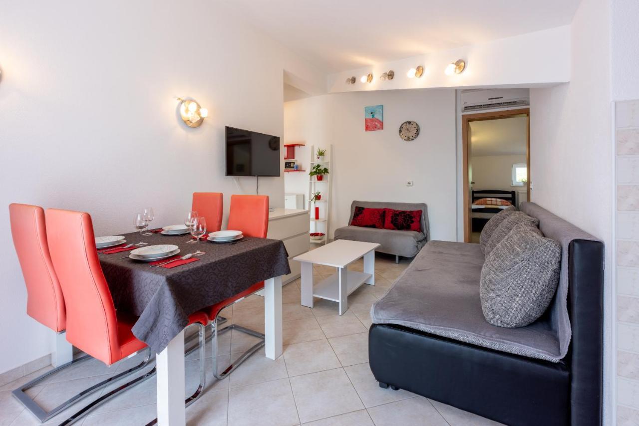 Apartmani Jaric Novi Vinodolski Extérieur photo